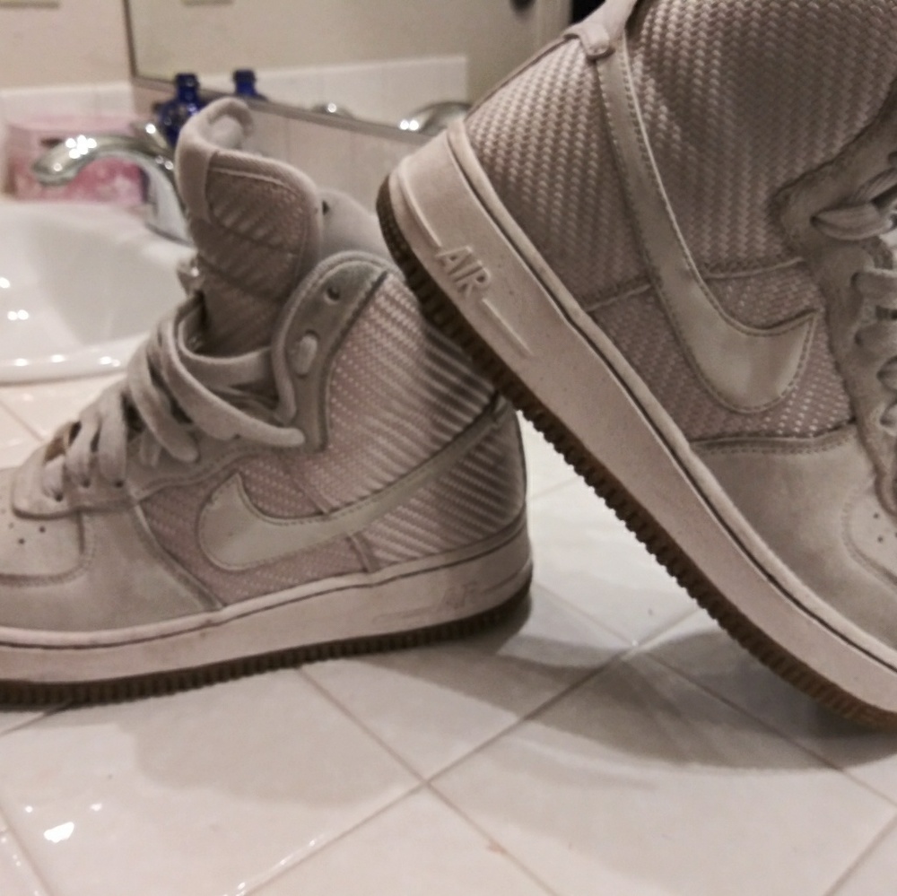 Nike size 7.5y